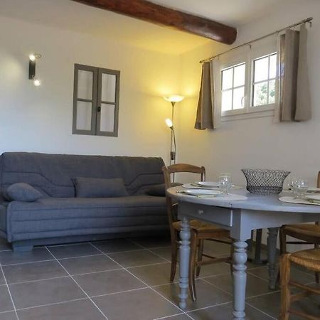 Les Tarraiettes Au Pied Du Luberon Villa Lourmarin Buitenkant foto